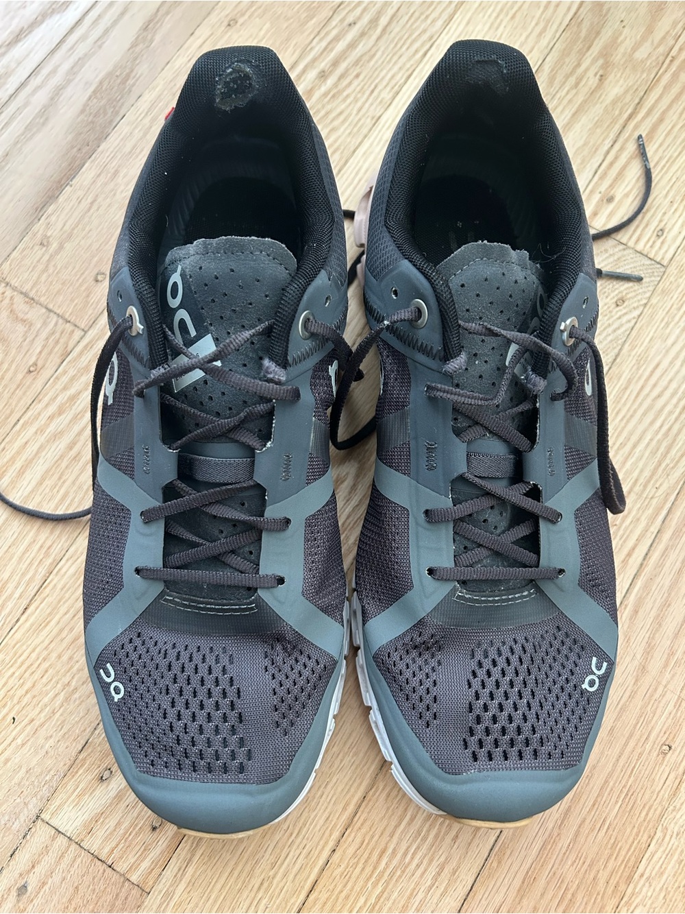 On Running Women's Athletic Shoes in Charcoal and Blush - Picture 2 of 6